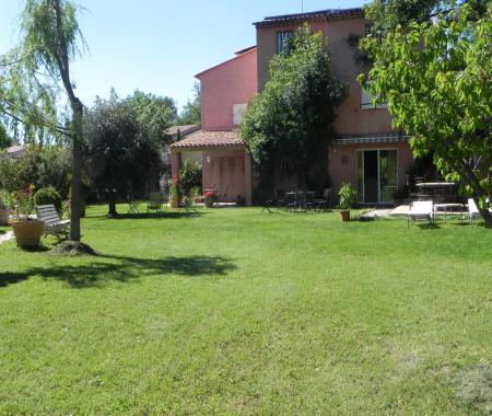 Location de particuliers � particuliers B&B Le clos des Vignes Saint Raphael Cote d'AZUR Chambres d'hotes Var