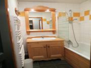 Location de particuliers � particuliers Aux pieds des pistes : Les Chalets du Galibier R�sidence de tourisme 4 �toiles avec piscine �t� et hiver                                Location saisonni�re Savoie photo 5