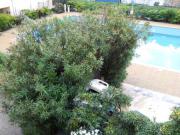 Location de particuliers � particuliers Appartement loggia ferm�e par baies coulissantes donnant sur piscine Location saisonni�re Aude photo 3