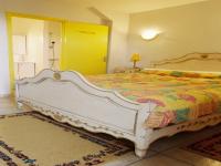 Location de particuliers � particuliers Le tilleul sur les hauteurs du M�andre Chambres d'hotes Puy de D�me photo 2