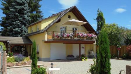 Location de particuliers � particuliers 'L'ALCOVE DES P'TITS COEURS