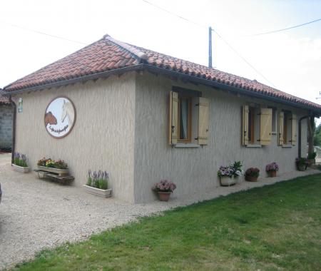 Location de particuliers � particuliers G�te De La jument grise, ancienne caronni�re G�te Ain
