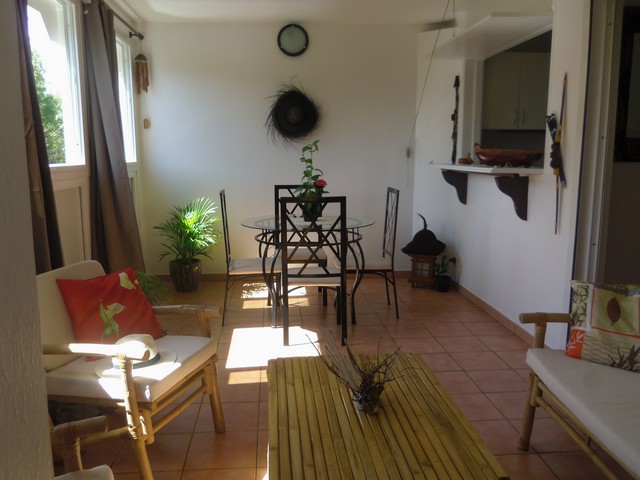 Location de particuliers � particuliers Location saisonni�re, route des H�tels, LE GOSIER Location saisonni�re Guadeloupe