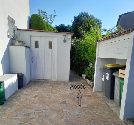 Location de particuliers � particuliers T2 - 31 m� en RDC - 27m� Jardin, proche des plages Location saisonni�re Var