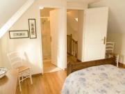 Location de particuliers � particuliers Kerv�or g�te accessible handicap� ,3 salle de b G�te Finist�re photo 8