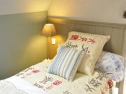 Location de particuliers � particuliers Chateau de Brix G�te Manche photo 7
