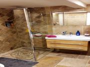 Location de particuliers � particuliers MAGNIFIQUE APPARTEMENT DUPLEX CLIMATISE 4 PERSONNES Location saisonni�re Var photo 8