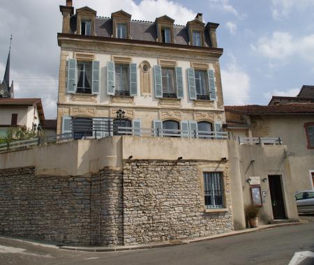 Location de particuliers � particuliers LE CLOCHER, magnifique panorama sur les monts du Jura et vall�e du Suran Chambres d'hotes Jura