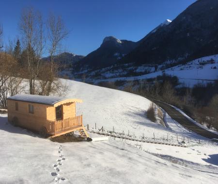 Location de particuliers � particuliers La roulotte d'Heidi pour un s�jour original tout confort Location insolite Savoie