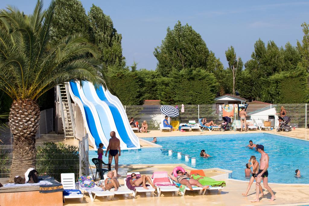 Location de particuliers � particuliers FRONTIGNAN - Mobile home 3 ch TOUT CONFORT clim    Camping / Mobile-home H�rault