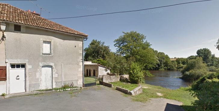Location de particuliers � particuliers Gite des lavandi�res en bord de Vienne, proche de Civaux G�te Vienne