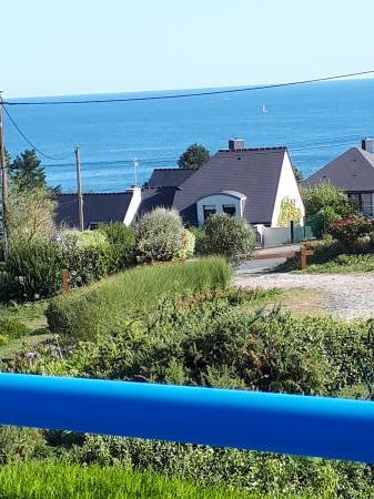 Location de particuliers � particuliers Superbe vue mer,pr�s plages,port,sentier douanier G�te C�tes d'Armor
