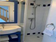Location de particuliers � particuliers Vue mer et tout � pieds (centre, plage,port,piscine...) Location saisonni�re Finist�re photo 7