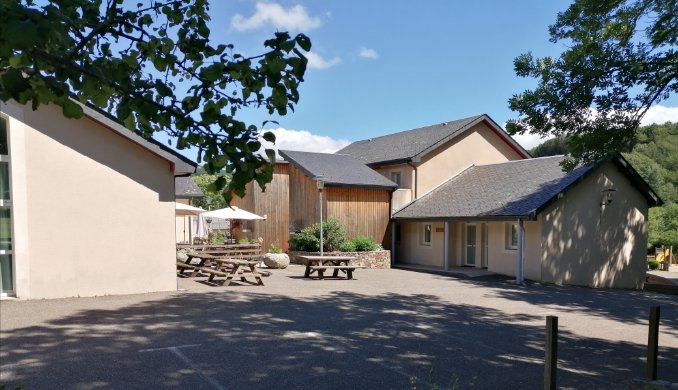 Location de particuliers � particuliers H�bergements communaux de Tourisme 