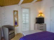 Location de particuliers � particuliers Villa Le Laoucien - Chambre d'h�tes en Provence avec acc�s jacuzzi et jardin privatif Chambres d'hotes Var photo 4