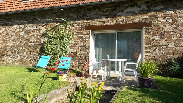 Location de particuliers � particuliers G�te au calme avec terrasse et jardin, proche de Perros Guirec, 10 minutes mer, ANCV accept� G�te C�tes d'Armor