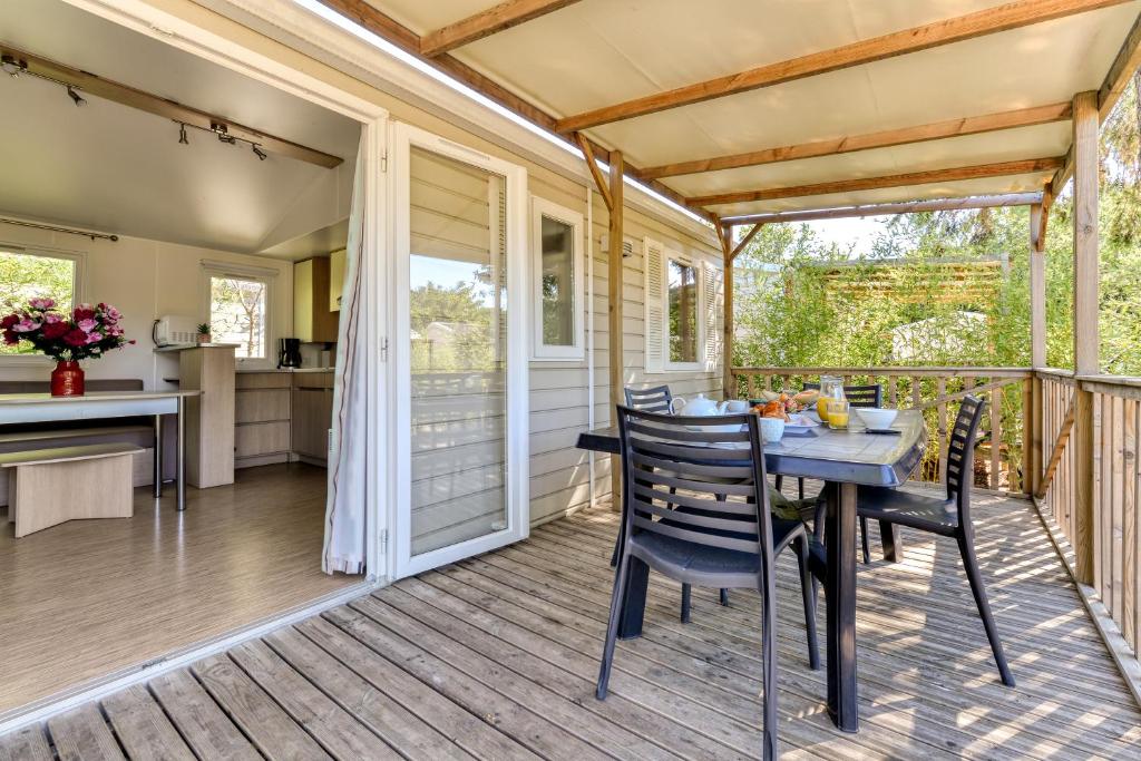 Location de particuliers � particuliers Beau mobil -home climatise au soleil Camping / Mobile-home Pyr�n�es Orientales