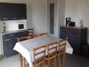 Location de particuliers � particuliers Mais vue sur lac//Randos p�destres au d�part de la maison Location saisonni�re Jura photo 2