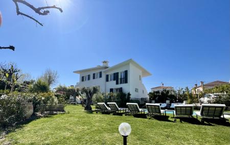 Location de particuliers � particuliers Villa Louise-Rose, au bord du Loup, proximit� plage Chambres d'hotes Alpes maritimes