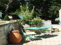 Location de particuliers � particuliers Villa Lou Pin Dou Papet,belle vue, piscine, proche mer et calanques de Cassis Chambres d'hotes Bouches du rh�ne photo 4