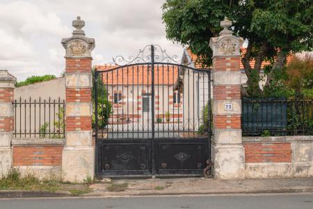 Location de particuliers � particuliers Le Logis Rouge Chambres d'h�tes la Rochelle Chambres d'hotes Charente maritime