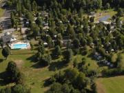 Location de particuliers � particuliers CAMPING 3* LE MOULIN DE SERRE AVEC PISCINE CHAUFFEE Camping / Mobile-home Puy de D�me photo 7