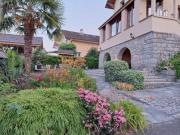 Location g�te, chambres d'hotes Chambres d'h&ocirc;tes au bord du Lac avec vue Montagne dans le d�partement Haute Savoie 74