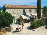 Location de particuliers � particuliers Sud Ard�che, Village de gites du Ch�teau de Chaussy � Ruoms G�te Ard�che photo 5