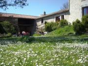 Location de particuliers � particuliers Chambres chez l'habitant dans un logis vend�en du 16�me si�cle Chambres d'hotes Vend�e photo 5
