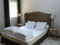 Location de particuliers � particuliers CHAMBRES D'HOTES, VUE SUR LA DORDOGNE AU CHATEAU DE LA VIEILLE CHAPELLE Chambres d'hotes Gironde photo 4