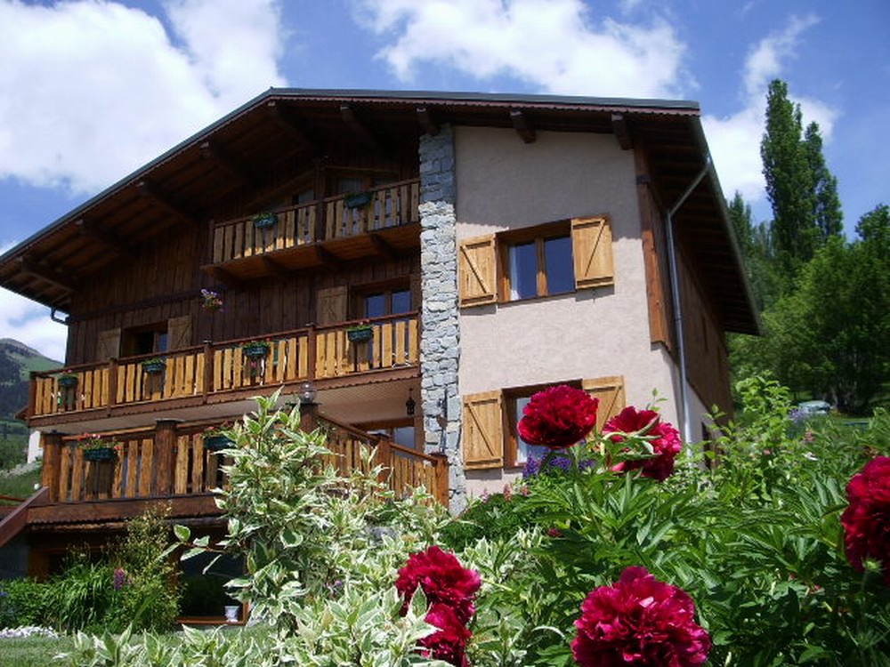 Location de particuliers � particuliers LES CARLINES sur le versant Sud du Beaufortain en Haute Tarentaise Chambres d'hotes Savoie